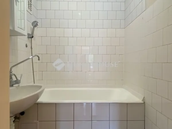 Eladó lakás Budapest III. kerület 69 nm