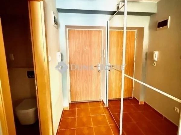 Eladó lakás Budapest III. kerület 39 nm