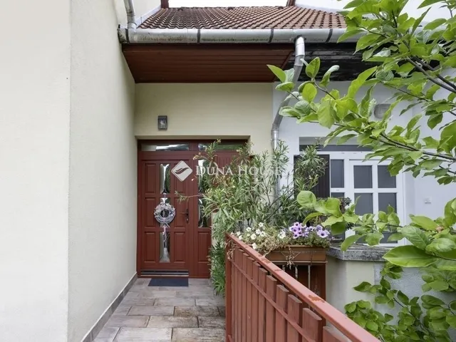 Eladó ház Budapest II. kerület 162 nm