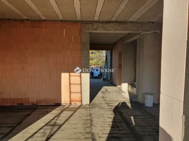 Eladó ház Dunakeszi 210 nm