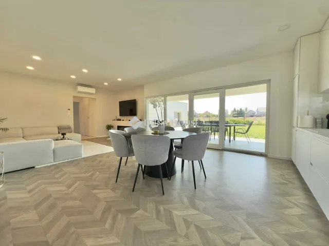 Eladó ház Tolna 147 nm