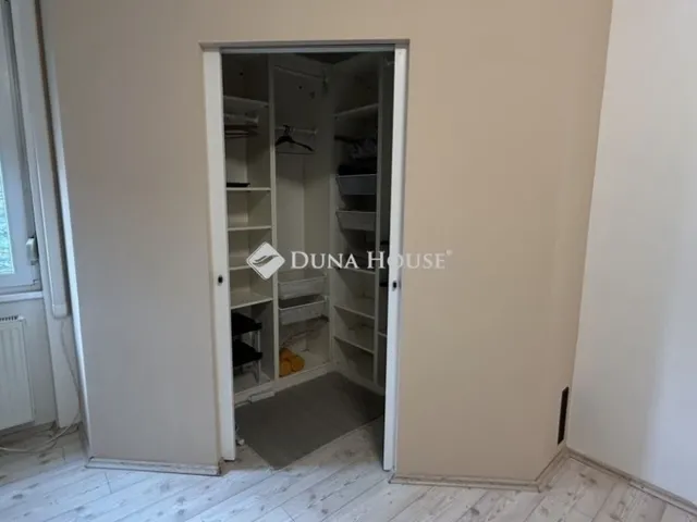 Eladó lakás Budapest II. kerület 45 nm