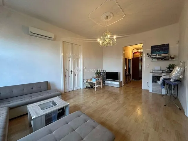 Eladó lakás Budapest II. kerület 100 nm