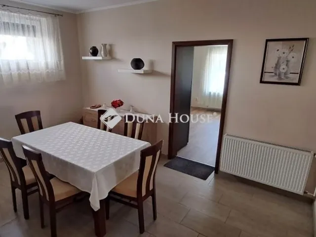 Eladó ház Budaörs 196 nm