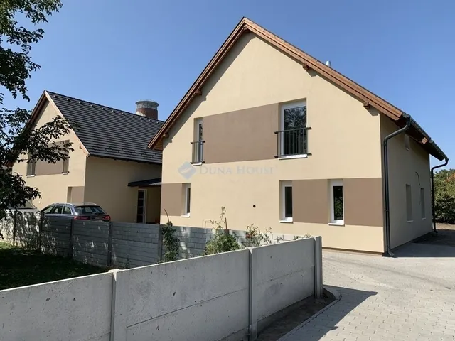 Eladó ház Százhalombatta 151 nm