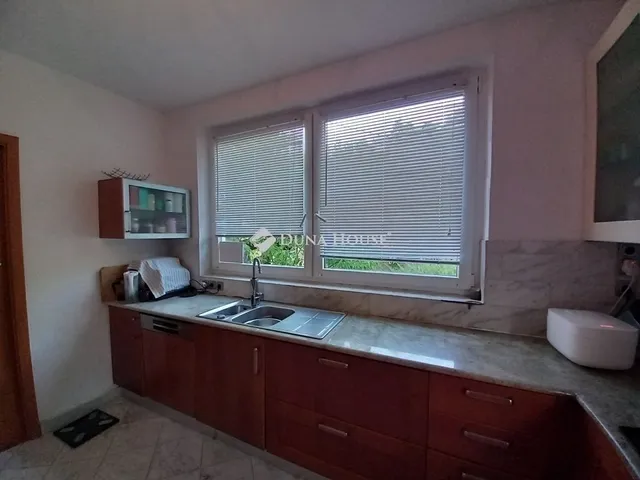 Eladó lakás Budapest II. kerület 184 nm