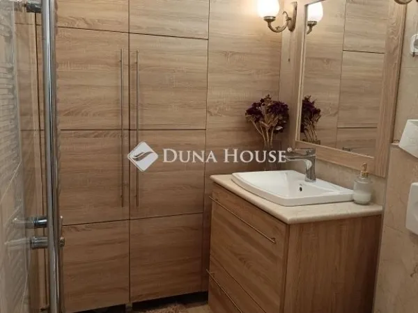 Eladó lakás Budapest II. kerület 161 nm