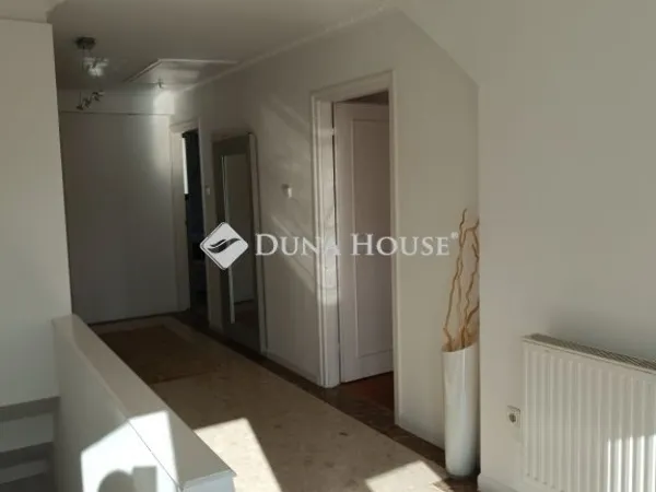 Eladó lakás Budapest II. kerület 161 nm