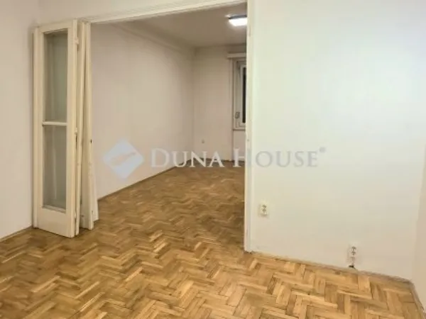 Eladó lakás Budapest II. kerület 42 nm
