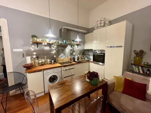 Eladó lakás Budapest II. kerület 59 nm