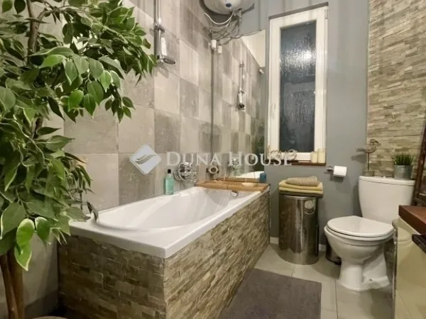 Eladó lakás Budapest II. kerület 59 nm