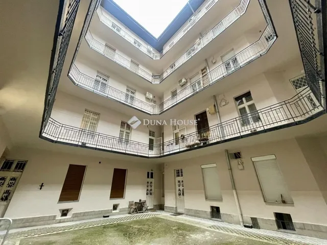 Eladó lakás Budapest II. kerület 59 nm