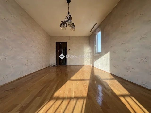 Eladó lakás Budapest III. kerület 57 nm