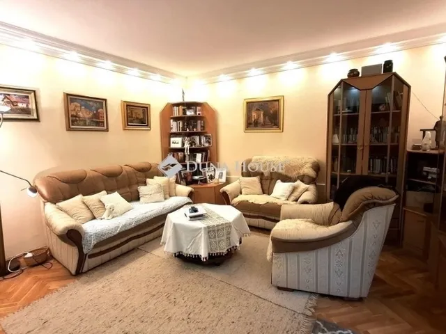 Eladó lakás Budapest II. kerület 125 nm