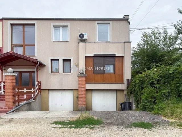 Eladó lakás Érd 73 nm