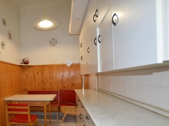 Eladó lakás Budapest XIII. kerület 98 nm