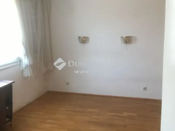 Eladó lakás Budapest II. kerület, Zöldmál 60 nm