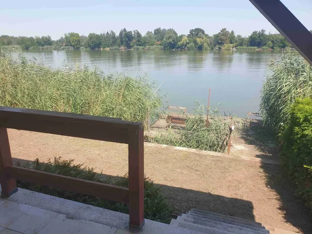 Eladó üdülő és hétvégi ház Szigetbecse 80 nm