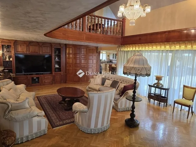 Eladó ház Budaörs 341 nm