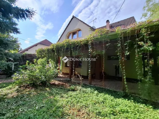 Eladó ház Nagykovácsi 232 nm