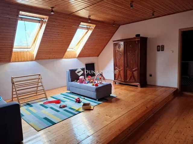 Eladó ház Nagykovácsi 232 nm