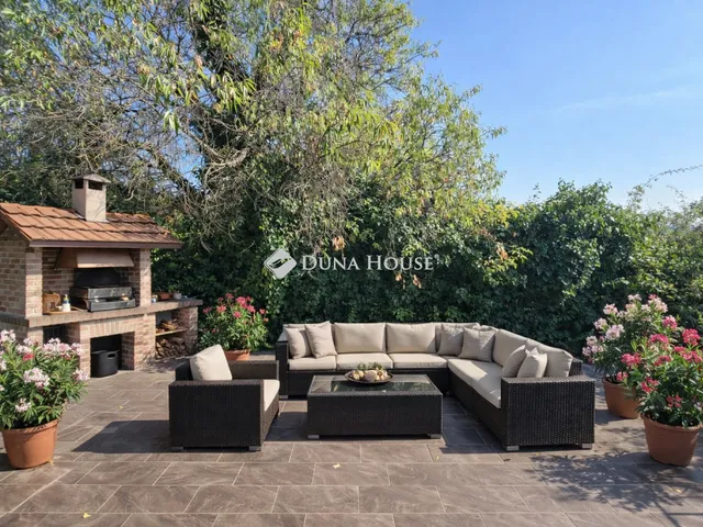 Eladó ház Diósd 191 nm