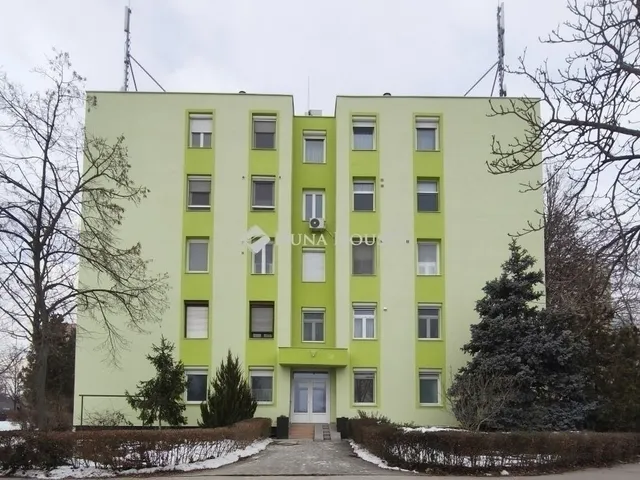 Eladó lakás Budapest XXI. kerület 70 nm