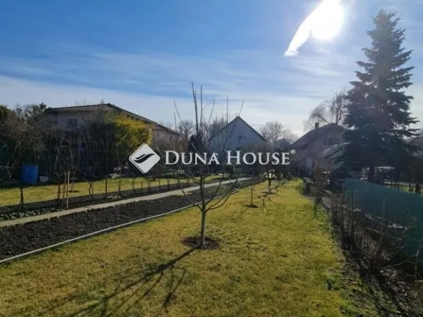 Eladó ház Százhalombatta 276 nm