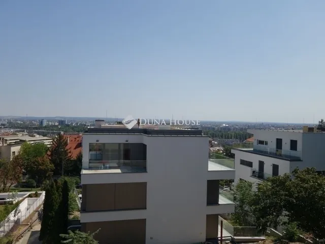 Eladó lakás Budapest II. kerület 63 nm