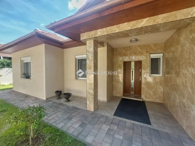 Eladó ház Dunakeszi 150 nm