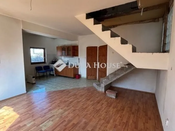 Eladó ház Budapest III. kerület, Csillaghegy 120 nm