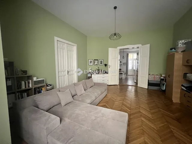 Eladó lakás Budapest II. kerület 81 nm