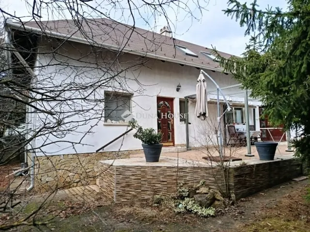 Eladó ház Érd 220 nm