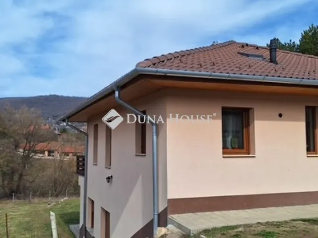 Eladó ház Pilisszentkereszt 155 nm