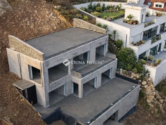 Eladó ház Budapest II. kerület 470 nm