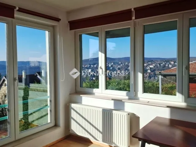 Kiadó ház Budapest II. kerület 341 nm