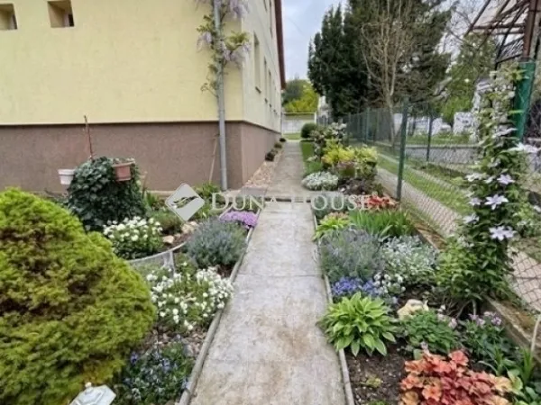 Eladó ház Budapest II. kerület 90 nm