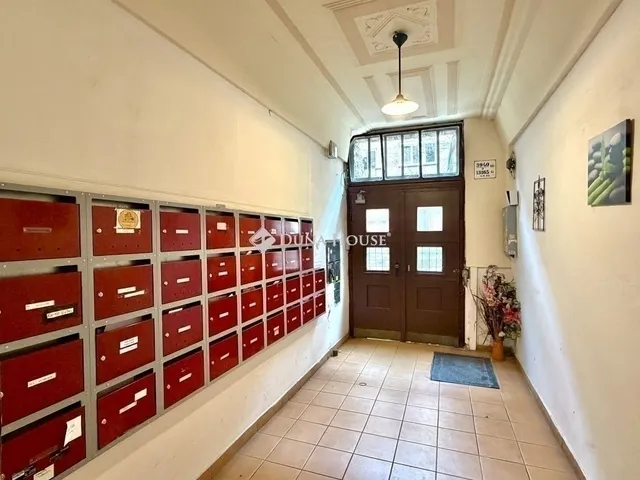 Eladó lakás Budapest II. kerület 100 nm