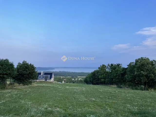 Eladó telek Vászoly 3170 nm