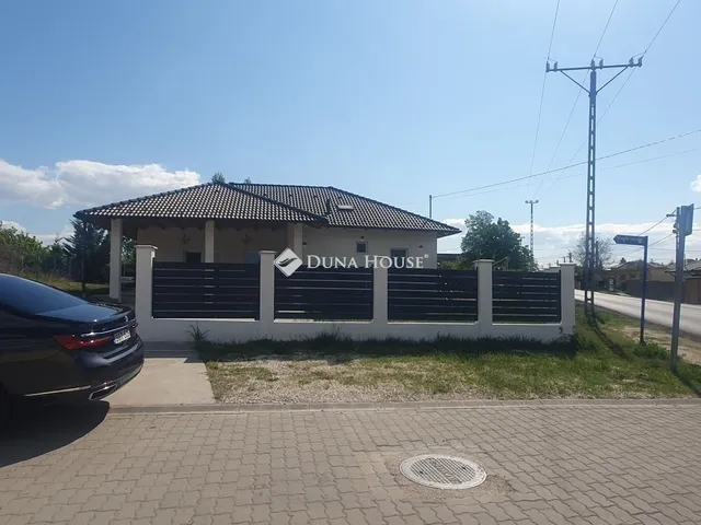 Eladó ház Dunakeszi 80 nm