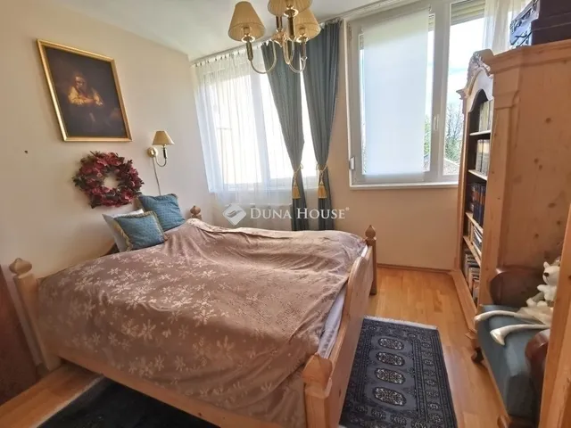 Eladó lakás Budapest II. kerület, Kurucles 71 nm