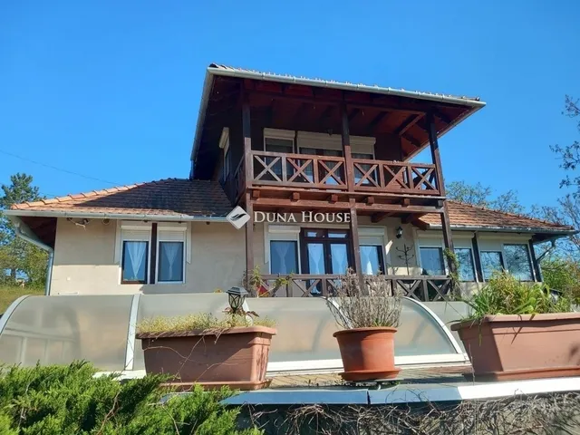 Eladó ház Pócsmegyer 98 nm
