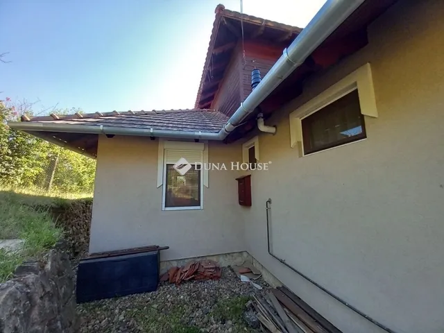 Eladó ház Pócsmegyer 98 nm