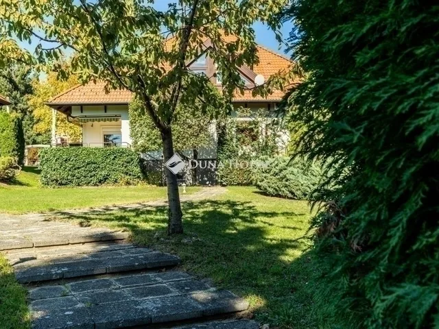 Eladó ház Budapest II. kerület 210 nm
