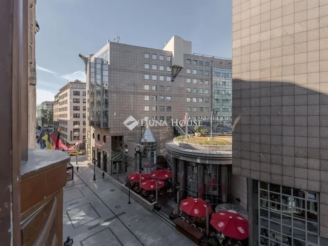 Eladó lakás Budapest V. kerület 71 nm