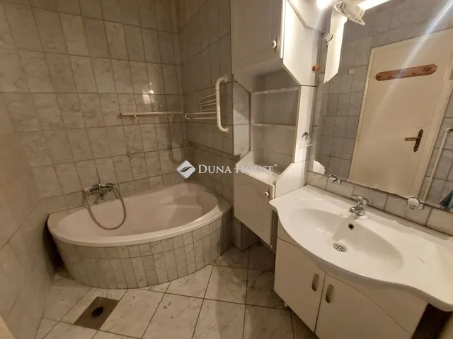 Eladó lakás Budapest II. kerület 38 nm