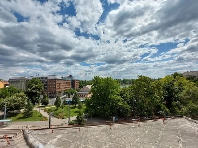 Eladó lakás Budapest II. kerület 89 nm