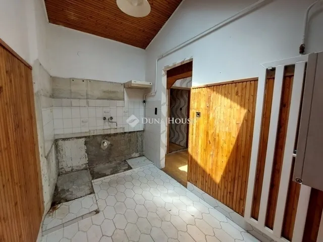 Eladó lakás Budapest II. kerület 89 nm
