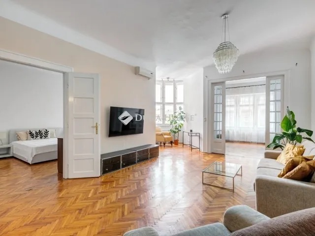 Eladó lakás Budapest VI. kerület 147 nm