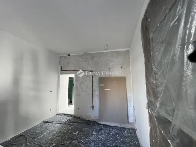 Eladó lakás Budapest II. kerület, Újlak II. ker. 35 nm